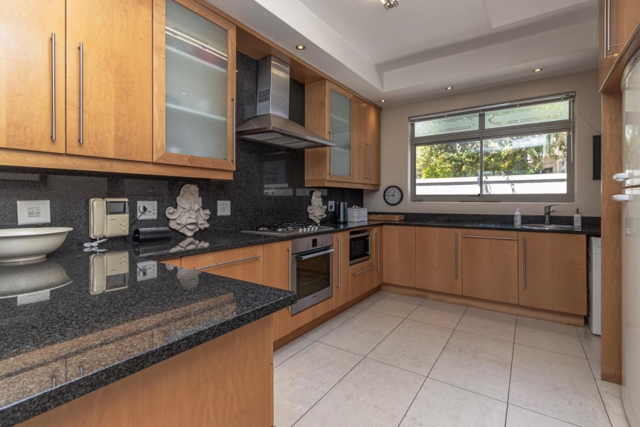 4 Bedroom Property for Sale in Sunset Beach Western Cape